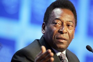 بيليه: 'كنت قريباً من التوقيع مع ريال مدريد'