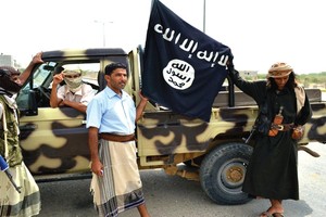 القوات اليمنية تبدأ عملية في الجنوب ضد مقاتلي القاعدة