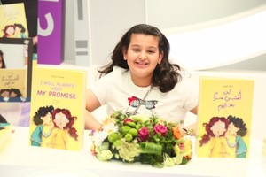 مهرجان الشارقة... ركن التواقيع يتيح للأطفال فرصة إلتقاء المؤلفين والتفاعل معهم