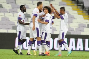 العين يفوز على الشعب في الدوري الإماراتي