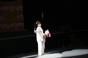 الشارقة: 'أليس في بلاد الأقزام' تنشر قيم التسامح بين الأطفال