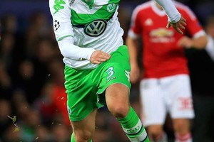 فولفسبورغ يفسخ عقد مهاجمه نيكلاس بندتنر