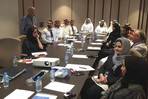 'البحرين الإسلامي' ينظم الأسبوع التعليمي الشهري لموظفيه