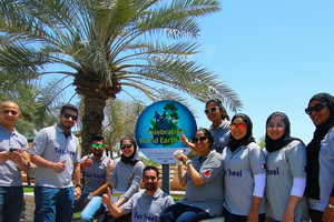 فريق العمل الاجتماعي بـ'تسهيلات البحرين' يحتفل باليوم العالمي للأرض