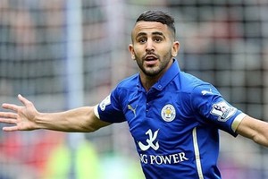 محرز يستبعد الانتقال لباريس سان جيرمان ويؤكد حبه لإنجلترا