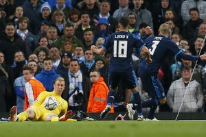 الحارس هارت يؤكد جاهزية سيتي للقتال في مدريد