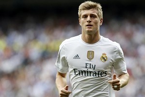 مانشستر يونايتد يجدد اهتمامه بتوني كروس