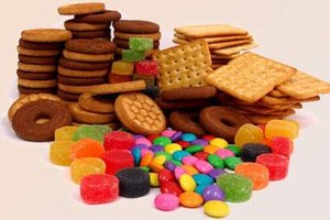 الامتناع عن السكريات شبيه بمحاولات الإقلاع عن الإدمان