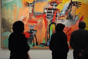  ناشطات عربيات يسلطن الضوء على جرائم الشرف في معرض فني بدبي