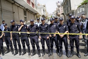 الشرطة التركية تعتقل رئيس تحرير قناة تلفزيونية مؤيدة للقضية الكردية