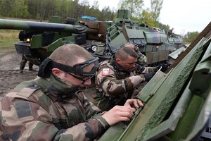 4000 عسكري من الناتو إلى حدود روسيا