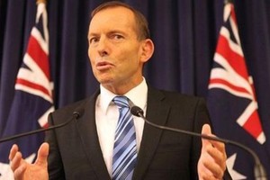 وزير أسترالي: نشطاء الهجرة مسئولون عن إيذاء اللاجئين لأنفسهم