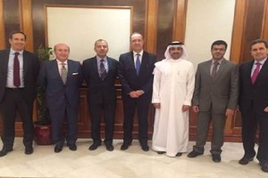 'الصحة' تبحث تحديثات وتطورات نظام (I-Seha)