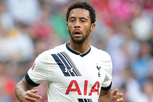 إيقاف لاعب توتنهام ديمبلي ست مباريات