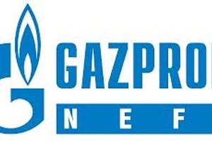 شالكه يجدد عقد الرعاية مع غازبروم