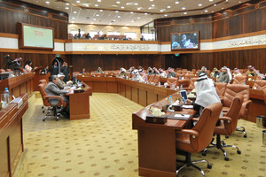 الحكومة لا تمانع تثبيت 'علاوة الغلاء' كقانون ملزم