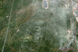 أسعار النفط تقفز مع احتدام حريق غابات بكندا