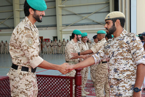 بالصور... ناصر بن حمد يستقبل مجموعة قوة الواجب المشاركة في عملية إعادة الأمل باليمن