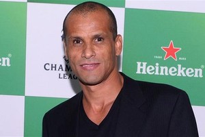 أولمبياد 2016: ريفالدو يطالب السياح بتجنب السفر إلى ريو دي جانيرو