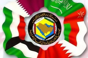 مسؤول خليجي: دول مجلس التعاون قادرة على التعامل مع انخفاض أسعار النفط