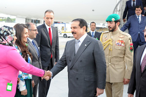 العاهل يصل إلى الاتحاد السويسري   