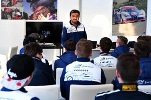 الذوادي يدير ثاني جولات بطولة شمال شرق أوروبا للفورمولا4