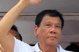 رئيس الفلبين المنتخب سيزور البابا للإعتذار عن إهانته بوصفه له 'ابن العاهرة'