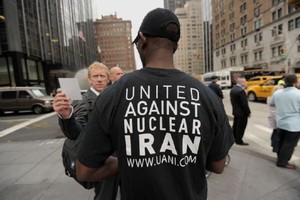 حملة أميركية لوقف الاستثمارات الغربية في إيران