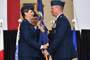 للمرة الأولى .. امرأة تتولى القيادة العسكرية الشمالية في أميركا