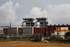 وول ستريت تسجل تغيرا طفيفا عند الفتح بعد بيانات قوية لمبيعات التجزئة