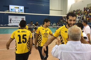 الحظ والخطأ التحكيمي الأخير يهدي الأهلي كأس ولي العهد للكرة الطائرة