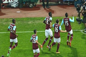 ويستهام يودع تاريخ 'أبتون بارك' إلى المكاسب المالية في الاستاد الأولمبي