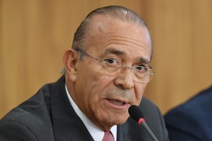 البرازيل: روسيف تعتبر حكومة تامر 'غير شرعية'