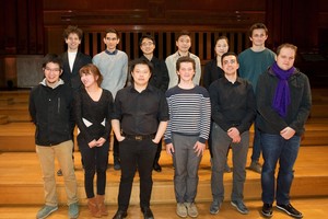 مشاهير يحتفلون بعيد ميلاد الملكة إليزابيث في حفل فخم 