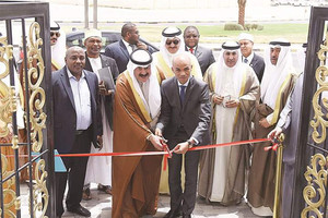 وزير الخارجية القُمري: مستعدون للتعاون مع الكويت في حل مشكلة «البدون»