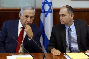نتنياهو يشكك في 'حياد' فرنسا إزاء مبادرة السلام اثر تصويت اليونيسكو