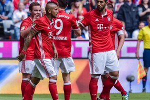 المفاجآت تنتقل من القمة إلى القاع في موسم البوندسليغا