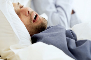 دراسة: الإماراتيون الأكثر تأخراً في الاستيقاظ من النوم