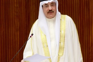 وزير العمل: وظفنا 40 في المئة من الإناث العاطلات