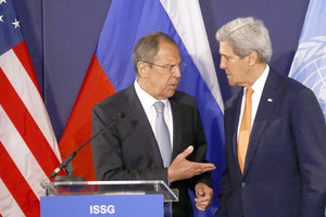 كيري: 1 أغسطس هدف وليس مهلة نهائية للاتفاق على العملية الانتقالية في سورية