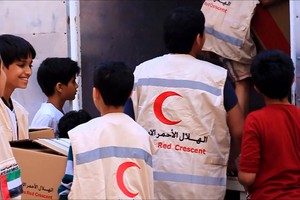 الإمارات تشيد مخيماً للاجئين السوريين في اليونان يستوعب 2000 شخص