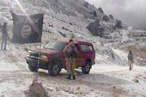 قرار اتهامي يطالب بإعدام 106 اشخاص بينهم سوريون على خلفية معارك في شرق لبنان