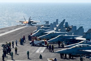 التحالف بقيادة أمريكا يشن 17 غارة على اهداف لتنظيم 'داعش'