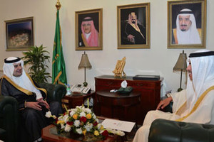 وزير الإعلام: العلاقات البحرينية السعودية نموذج للاتحاد الخليجي
