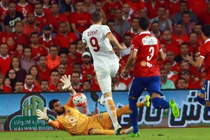 بالصور... الأهلي المصري يفوز على روما الإيطالي في مباراة ودية