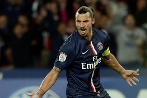 السلطان ابراهيموفيتش... أسطورة حية تتحدى العمر