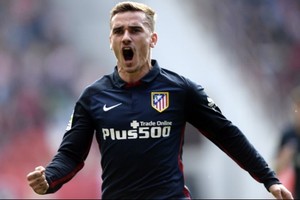 سيميوني: جريزمان أحد أفضل ثلاثة لاعبين في العالم