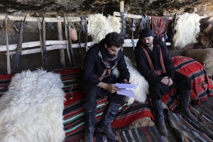 بالصور... شاهد كواليس تصوير الجزء الثاني من المسلسل السوري 'خاتون'