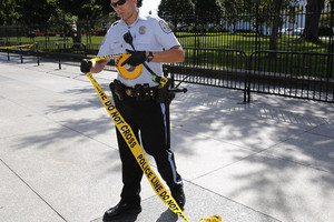 إصابة مسلح بالرصاص قرب البيت الأبيض