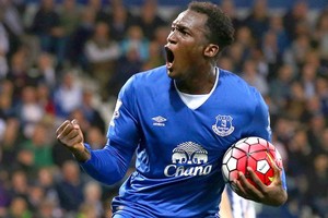 متقدمًا على بايرن ومانشستر ويوفنتوس... تشلسي يتصدر سباق ضم لوكاكو